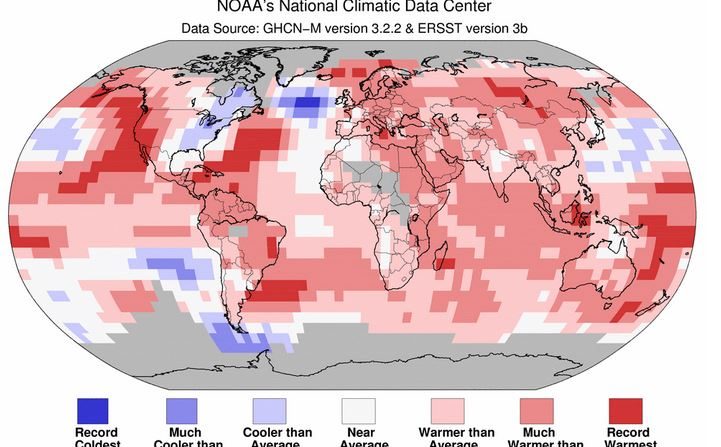 Clima de febrero de 2015 confirma una escalada de temperaturas récord de los últimos meses. La imagen muestra en color las alzas de calor sobre .el promedio (del siglo XX) del mes de febrero de 2015 ( NOAA)