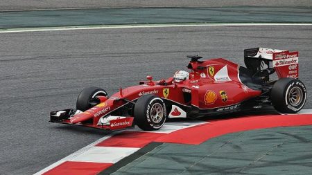 Fórmula 1 Malasia 2015: Triunfa Vettel y el español Sainz avanza al octavo puesto