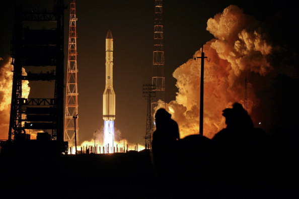 El cohete ruso Proton-M en un lanzamiento de febrero de 2014. (STRINGER/AFP/Getty Images)