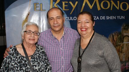 El Rey Mono enamora a familias mexicanas