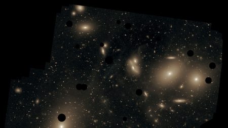 Eta Acuáridas, cúmulos de estrellas y galaxias en el cielo del mes de mayo