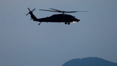 Hallan restos de helicóptero perdido en Nepal