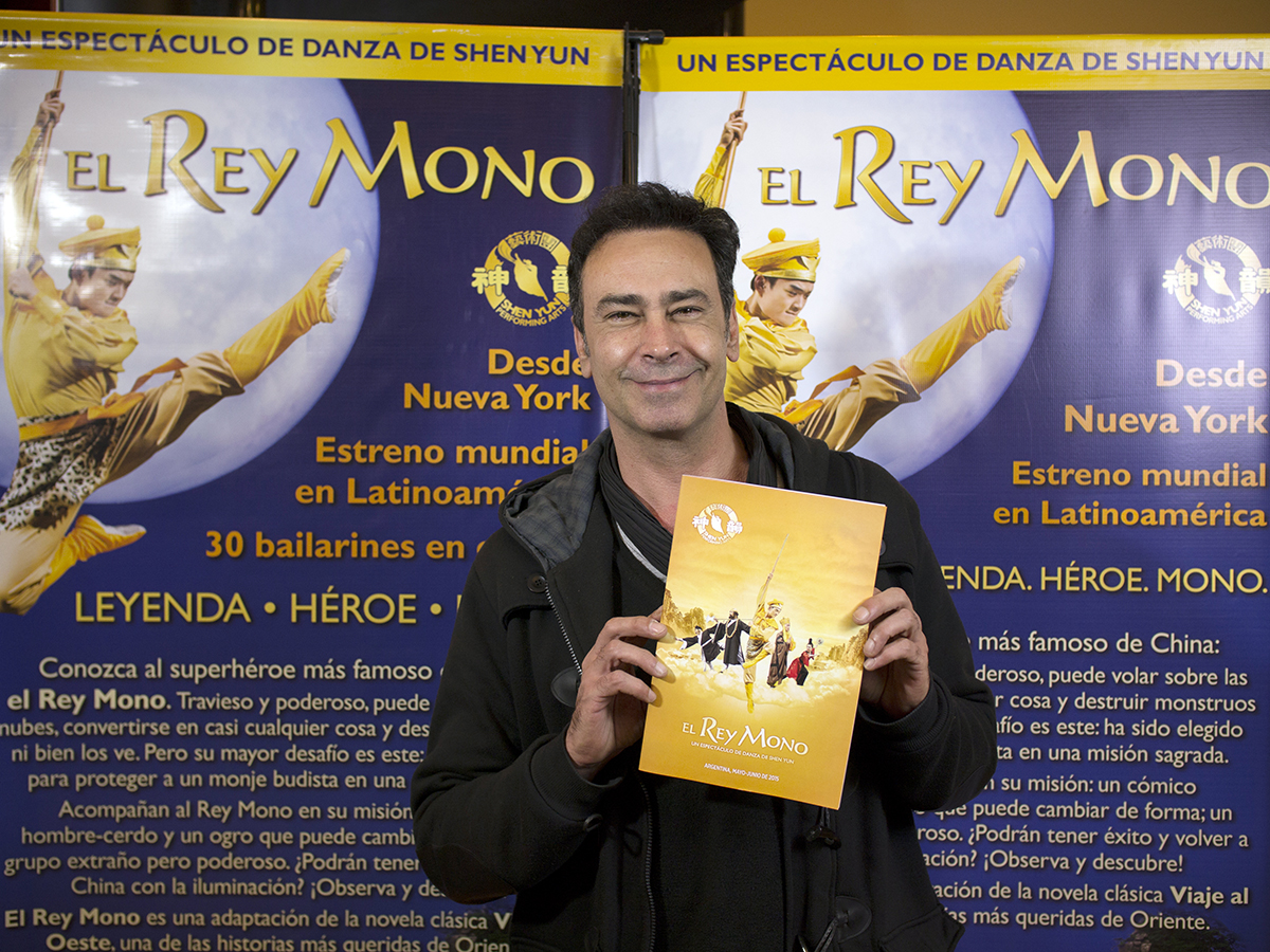 Jorge Schubert “el Rey Mono De Shen Yun Tiene Mucha Magia” Argentina