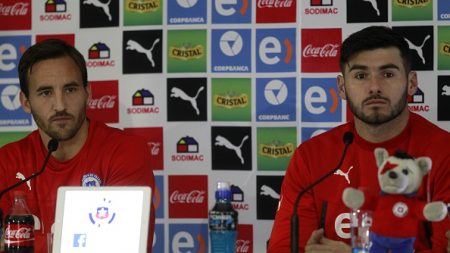 Chile enfrenta a Perú sin Jara, pero ilusionado con volver a una final de Copa América tras 28 años