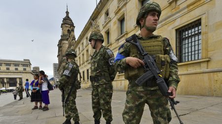 Colombia: Guerrilla del ELN y Gobierno iniciarán diálogos de paz