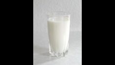 Consumir menos leche animal tiene menor riesgo de cáncer de ovario y mama