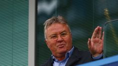 Chelsea nombra a Hiddink entrenador