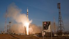 Nave Soyuz se acopla “manualmente” a la Estación Espacial