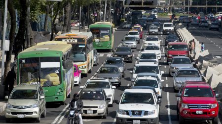 México busca ordenar su tránsito: vuelven las multas y el examen de manejo