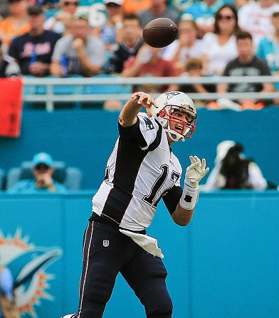  Tom Brady #12 of the Patriotas de Nueva Inglaterra. (Photo by Mike Ehrmann/Getty Images)