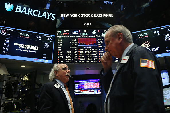 Bolsa de Nueva York (NYSE) al final de la jornada de Nueva York. (Foto de Spencer Platt/Getty Images)