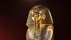 Sancionan acusados de reparar con pegamento máscara de Tutankamón