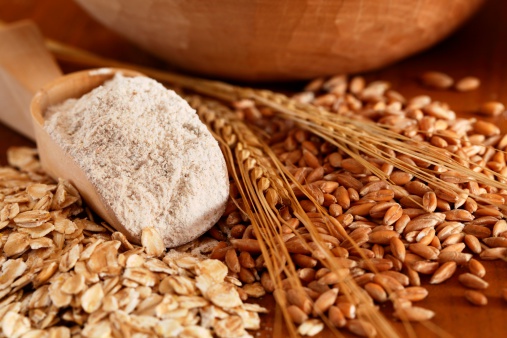 El gluten es un alimento que se puede obtener a partir de la harina de trigo y de otros cereales, pasando previamente por un proceso de lavado, en donde se le quita el almidón. Foto: MKucova/ Getty Images