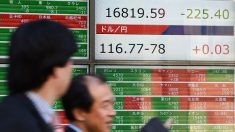 Bolsa de Tokio abre con fuertes caídas