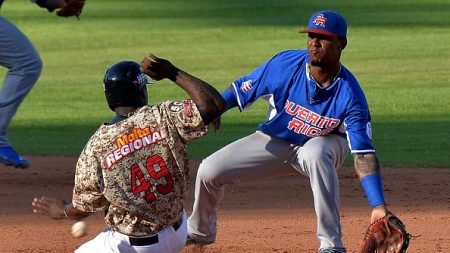 Puerto Rico inicia planes para participar en Clásico Mundial Béisbol 2017