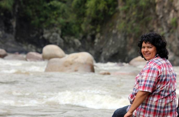 La activista indígena Bertha Cáceres, premio Goldman 2015, fue asesinada en Honduras. Ya había denunciado amenazas de muerte, incluso del Ejército de su país. (goldmanprize.org)