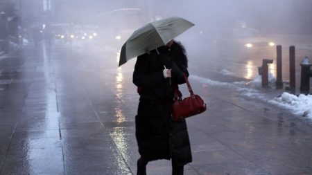 Se forma la tormenta tropical Lester que afecta Península de Baja California