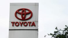 Toyota llama a revisión 490.000 vehículos en Japón