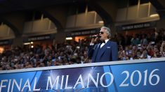 Así interpretó Andrea Bocelli el himno de la Champions en la ceremonia final ¡Memorable!
