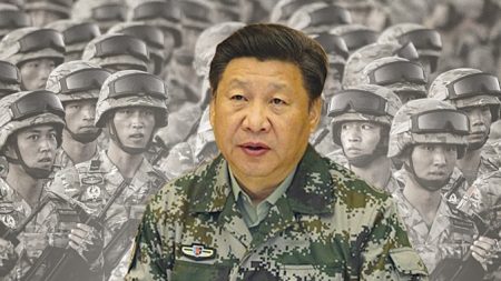 Xi Jinping asume como comandante militar en jefe