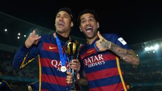 Dani Alves dejará el Barcelona, Neymar y Mascherano seguirán en el club