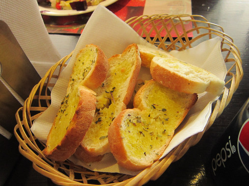Desayuno de pan con aceite de oliva. Foto: Flickr (CC 2.0)
