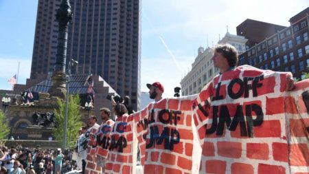 ¿Es factible la construcción del muro que quiere Donald Trump en la frontera sur?