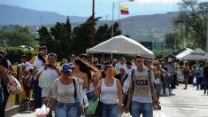 Venezuela militariza puertos y aeropuertos como plan contra la escasez