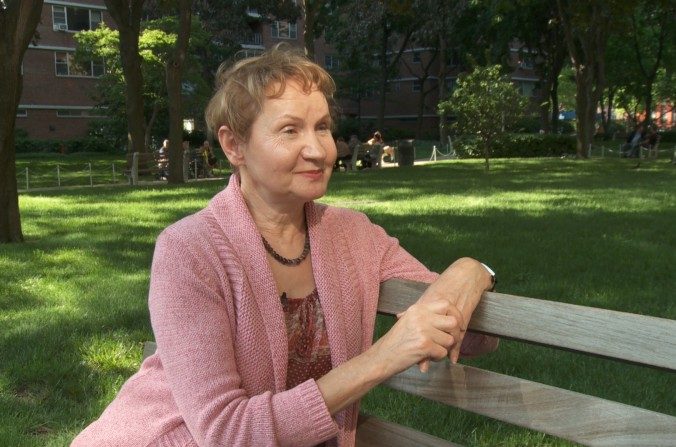Barbara Schaefer sufrió una caída devastadora en 2003, pero se curó completamente de sus heridas en tan sólo unos meses. Ella atribuye su recuperación a Falun Gong. (Foto por Oliver Trey)