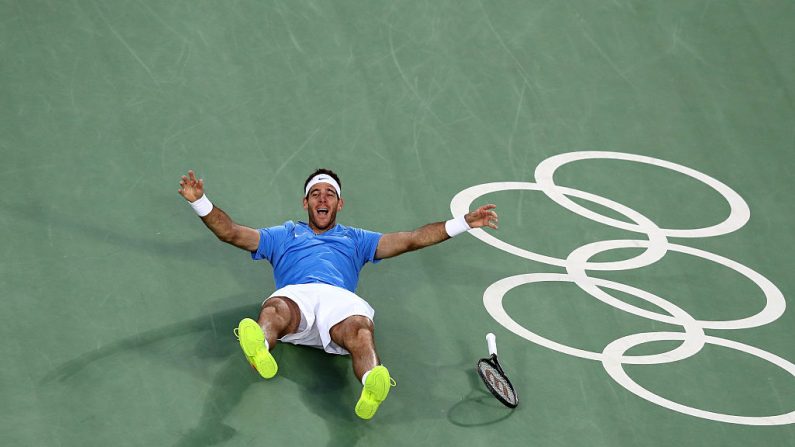 Juan Martin Del Potro de Argentina derrotó a Rafael Nadal de España (Fotografía de Dean Mouhtaropoulos/Getty Images)