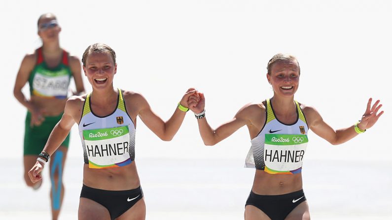 Ana Hahner (L) de Alemania y su hermana Lisa Hahner en Río 2016 (Foto: Alexander Hassenstein/Getty Images)