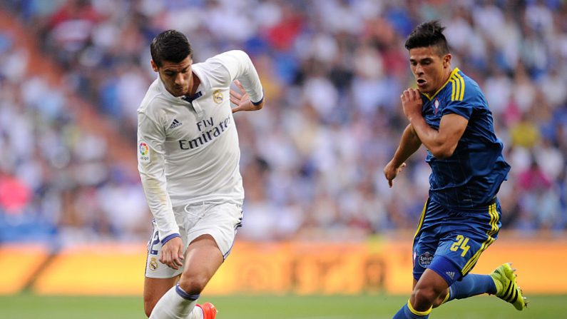 Alvaro Morata de Real Madrid contra Facundo Roncaglia del Celta de Vigo. (Foto de Denis Doyle/Getty Images)