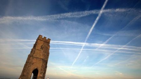 Chemtrails: daño al sistema nervioso cae desde el cielo