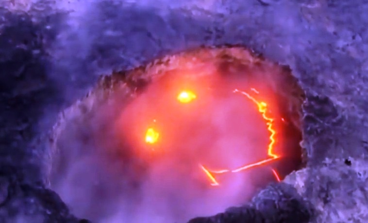 Uno de los volcanes más activos del mundo, el Kilauea situado en Hawaii, recientemente ha sido visitado para observar sus actividades sísmicas (Captura de pantalla)