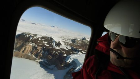 Secretario John Kerry de visita en la Antártida por el cambio climático