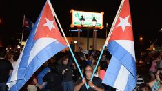 Venezolanos en Miami acompañan a los cubanos del exilio y celebran la muerte de Fidel Castro
