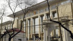 Fiscal chino admite que no hay ‘ninguna base legal para la persecución contra Falun Gong’