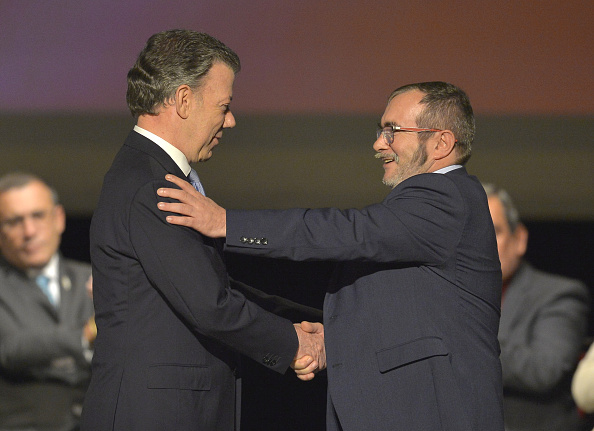 El mandatario colombiano, que firmó a finales del año pasado un acuerdo de paz con las Fuerzas Armadas Revolucionarias de Colombia (FARC). (Foto: LUIS ROBAYO/AFP/Getty Images)