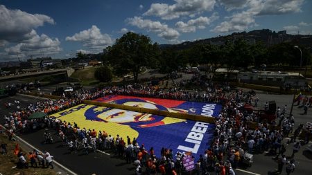 Venezolanos a las calles para exigir liberación de Leopoldo López