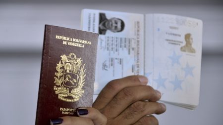 EE.UU. incluye a Venezuela y Corea del Norte en su prohibición de viajes