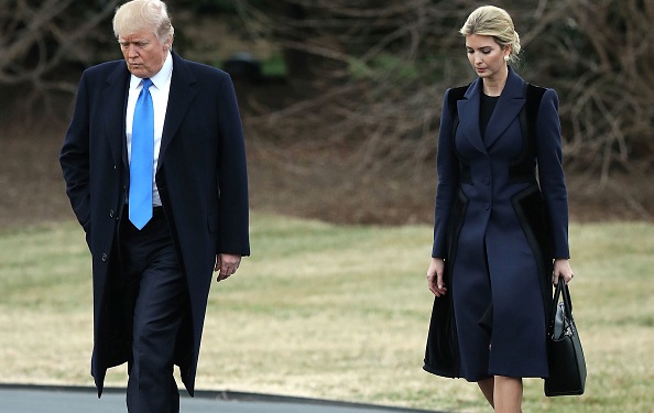 El presidente Donald Trump junto a su hija Ivanka. Foto: Mark Wilson/Getty Images