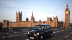 Los míticos taxis negros de Londres serán híbridos para reducir la contaminación