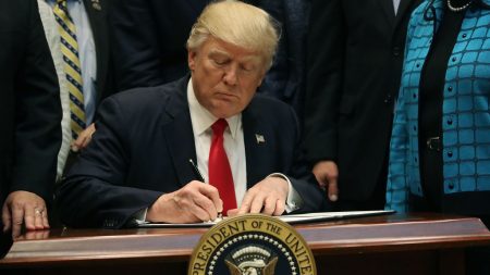 Los primeros 100 días de Trump en 10 fotos