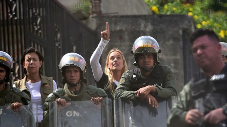 Lilian Tintori: «No creeré nada hasta que vea a Leopoldo en persona»