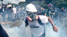 Una organización afirma hubieron más de 1.200 protestas y 55 muertos en un mes en Venezuela