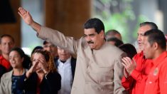 Maduro presenta decreto para convocar Asamblea