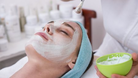 Súper mascarilla crea un efecto botox, ¿sabes de qué está hecha?