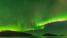 Observan impresionantes auroras boreales en los cielos de Escocia (Vídeo)