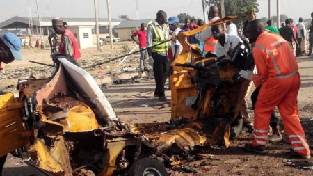 Un terrorista suicida mata al menos a 50 personas en el noreste de Nigeria