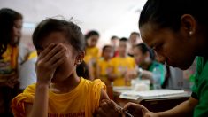 Vacuna contra el dengue: Filipinas se prepara para «el peor escenario» por efectos adversos en más de 700.000 chicos